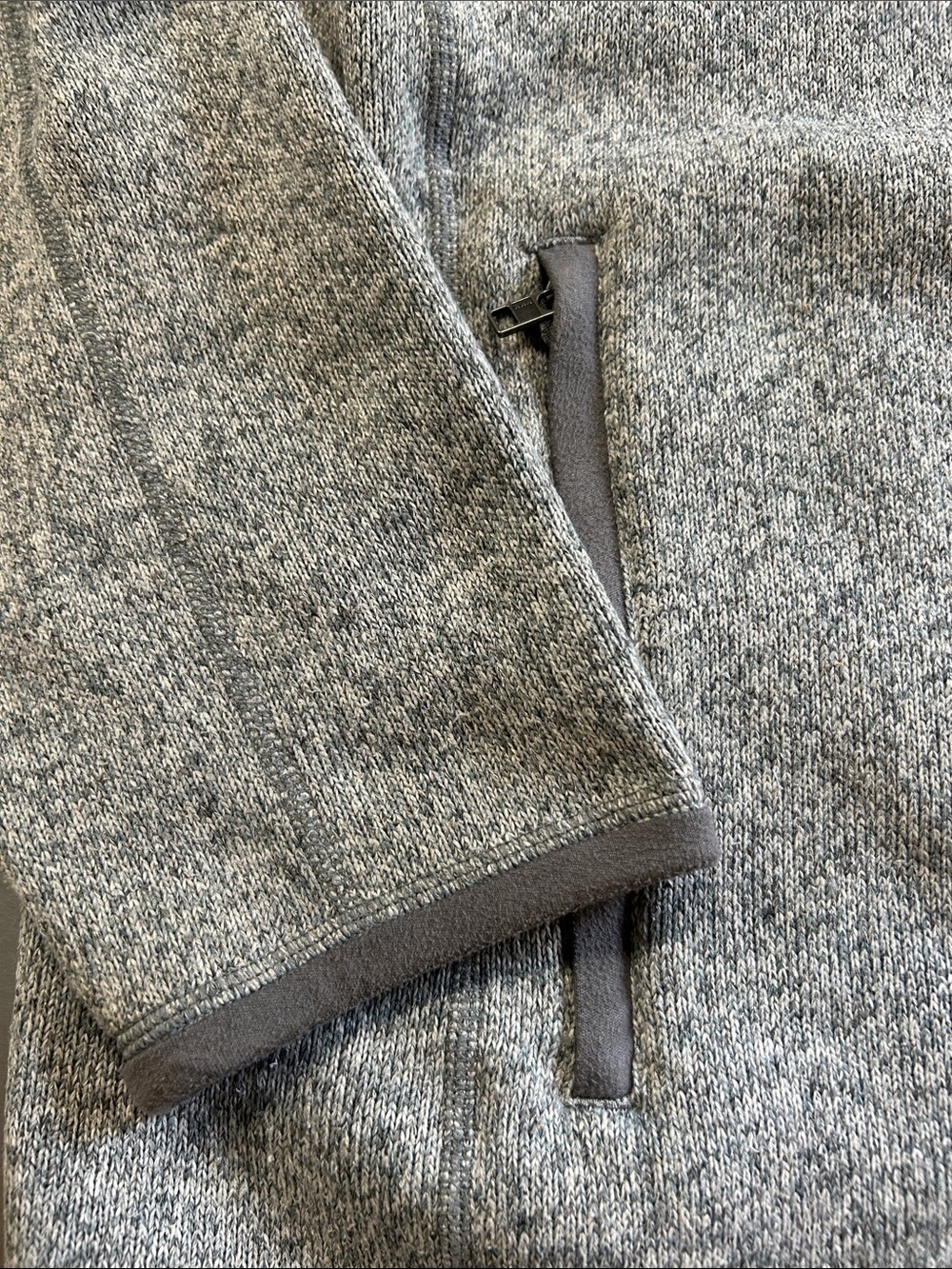 Patagonia Men's Micro D Fleece Full Zip Jacket.  XL - Picture 9 of 10